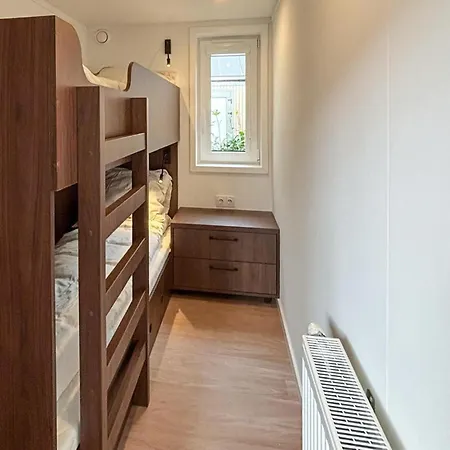 2 Bedroom In Oud Gastel بيت للعطل *